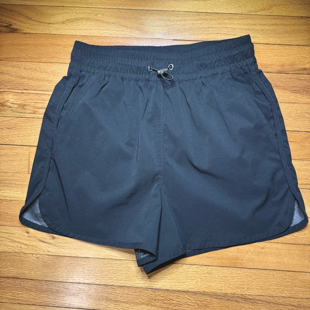 Black Athletic Bungee Shorts – Size S